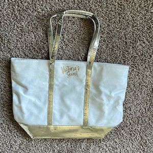 Victoria’s Secret Preloved Sequin Tote Bag ✨